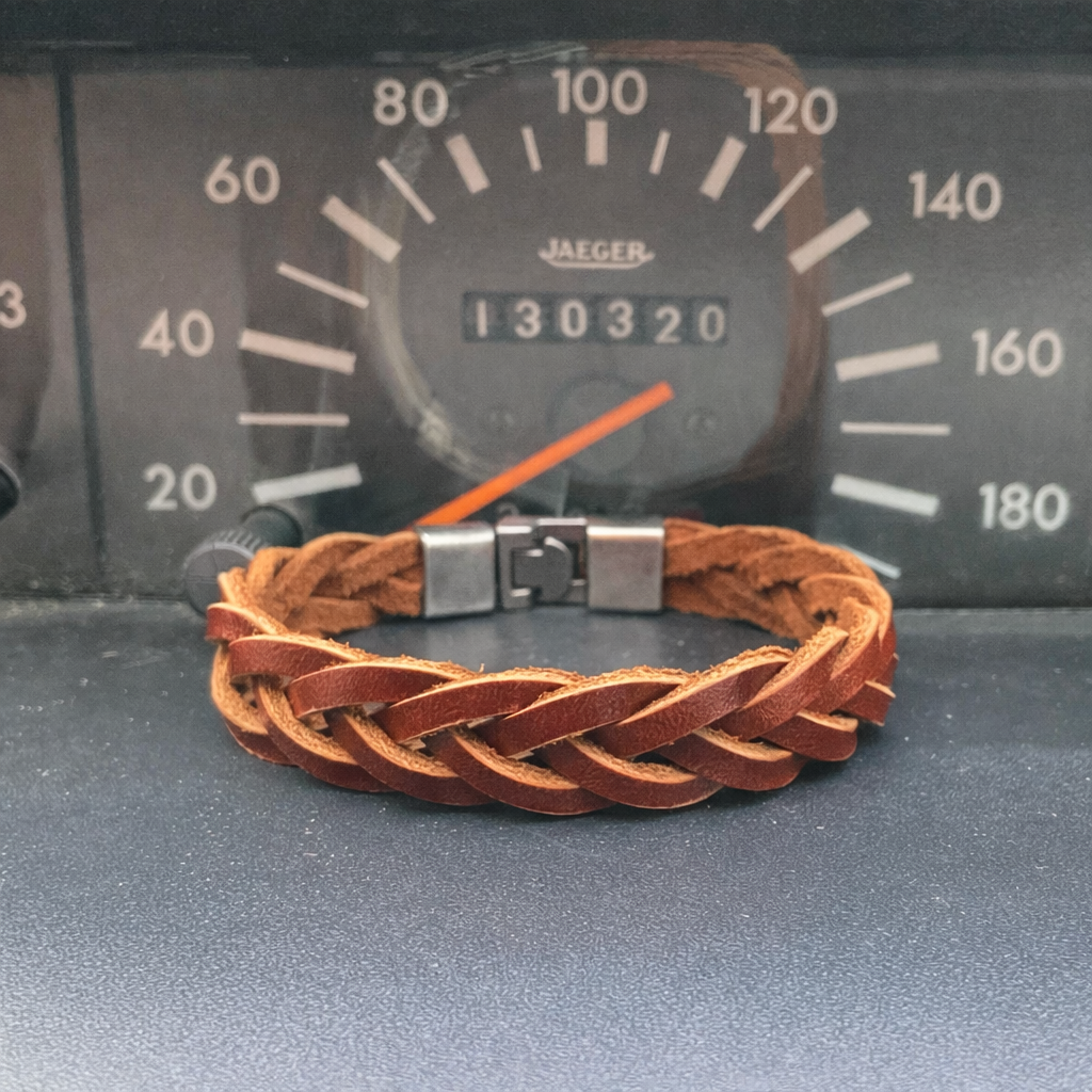 1A8D4977-A746-4581-9B84-1BC8C60B552A