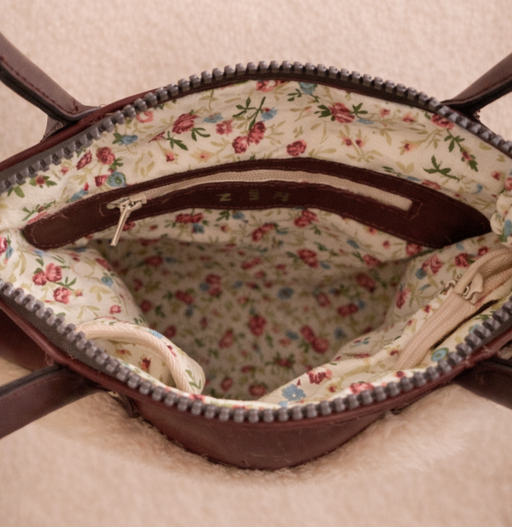 BB5C593D-96B6-4829-B75A-34B75AB85BF5