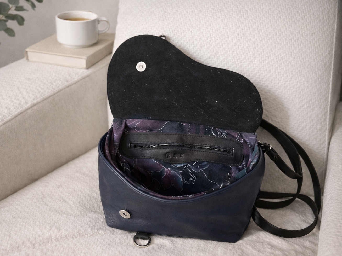 C2CEE794-09C1-4A0E-A6E7-89827539659D