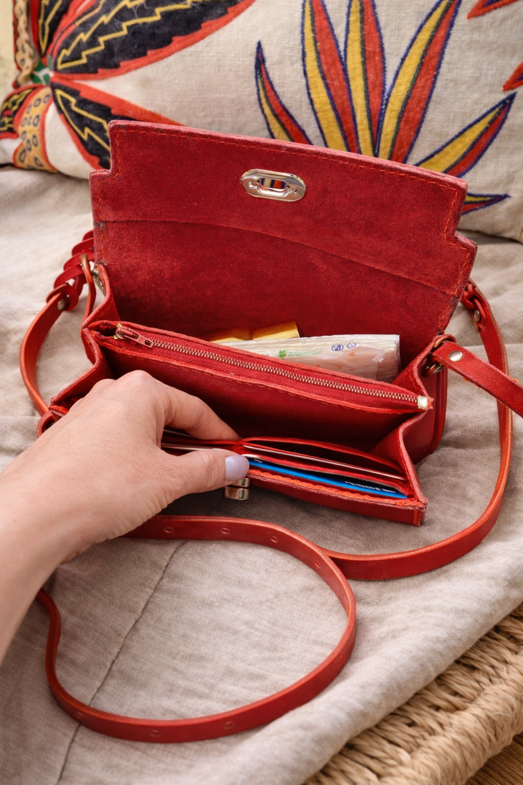 5C63F9D6-D209-4CEC-83D6-67C353EF4787