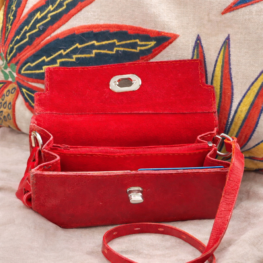 F2F4B100-EB72-4481-986C-06E6C57928E5